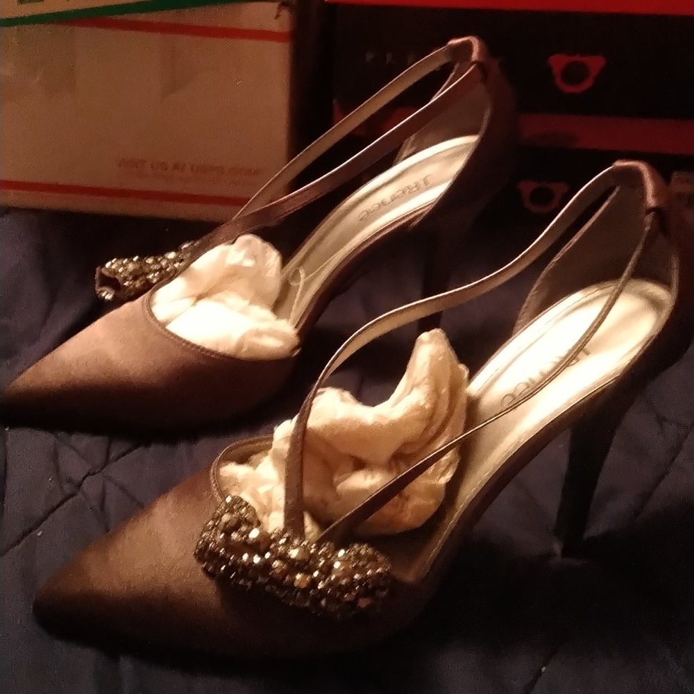 J. Renee Aleaha Pewter Satin Dorsay Heel Pumps Size 12w With Box
